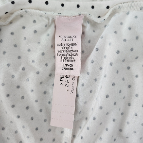 Victoria's Secret Mini Pin Dot Pajama Shorties. Size Small. New. - Picture 4 of 5